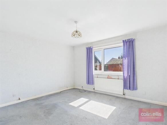 3 bed Detached Bungalow for sale Image 11
