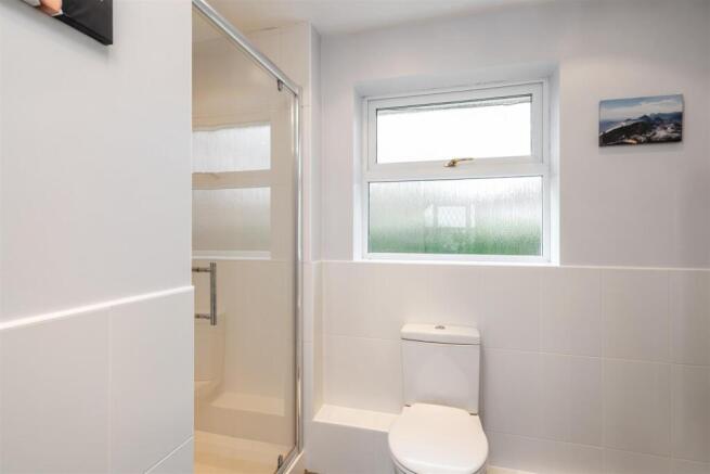 24 Glendon Way_10.jpg