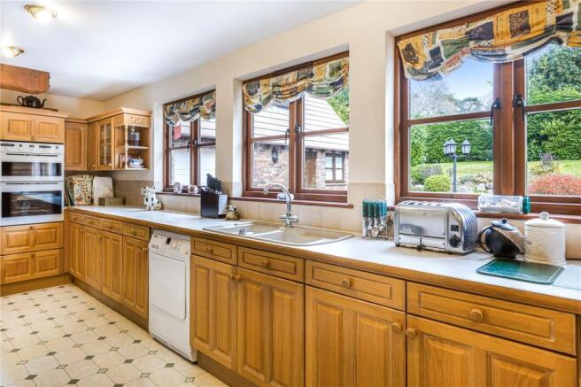 Kitchen/Breakfast Rm