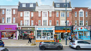 104a, High Street, Twickenham TW2 7LN