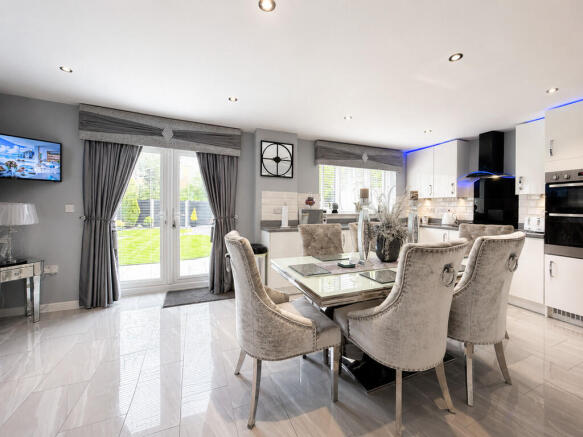 Kitchen diner