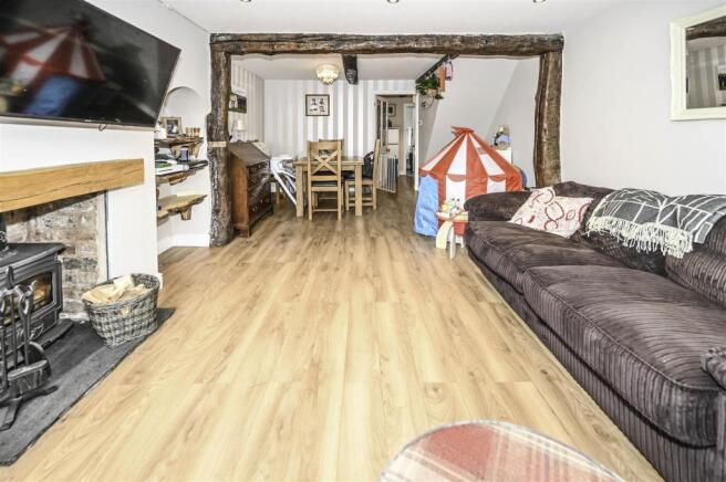 Living/Dining area
