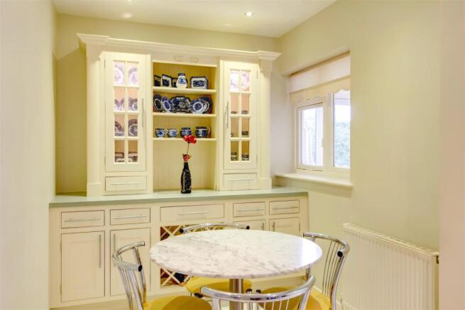 Breakfast area