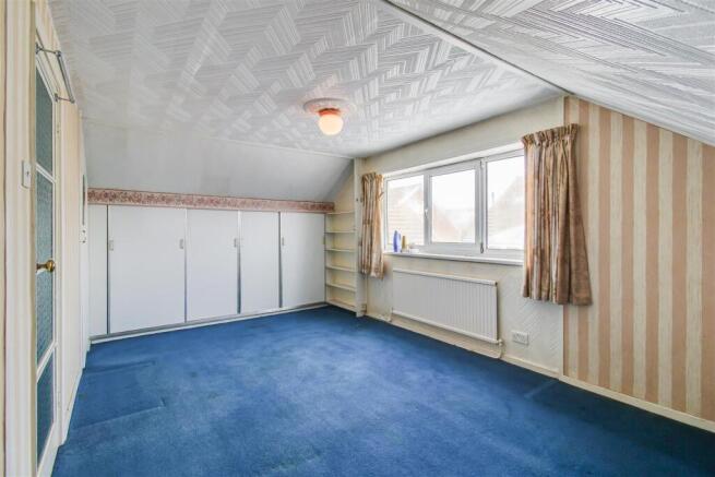 3 bed Semi-Detached Bungalow for sale Image 7