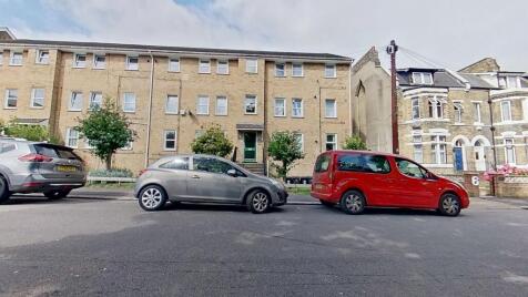 7 Stuart Court, Priory Gate Road, Dover