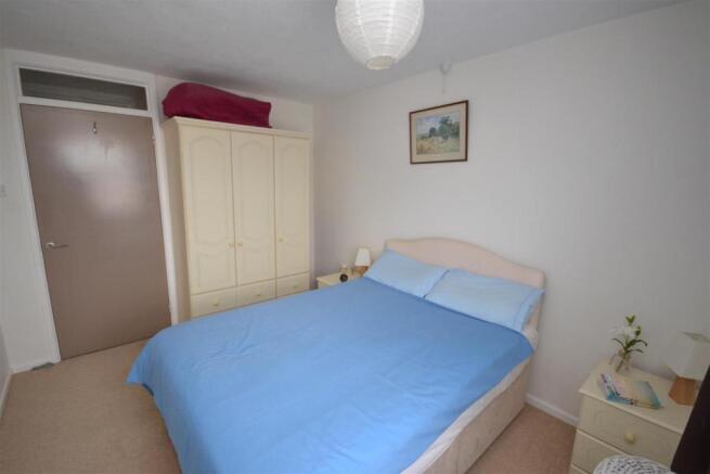 Bedroom One 1.JPG