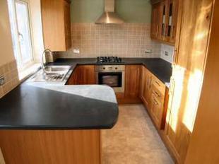 Kitchen  9'4 x 9'