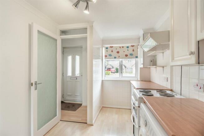 8561416-interior06.jpg