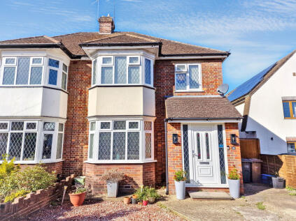 Manton Drive, Luton, LU2