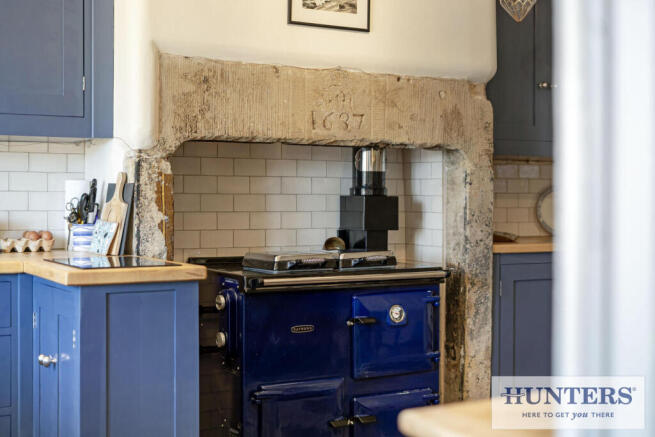 3 bed Terraced for sale Image 8