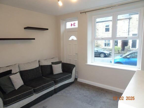 2 bed Terraced to rent Image 7