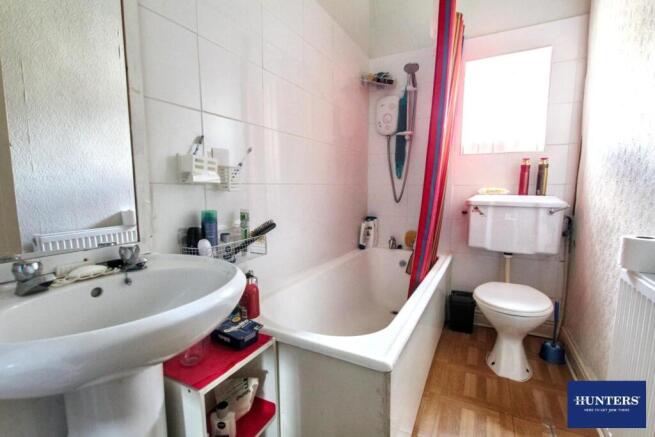 2 bed Terraced to rent Image 11