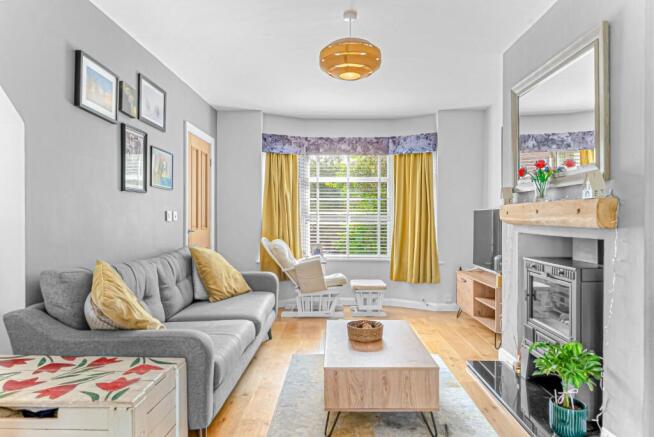 4 bed Semi-Detached for sale Image 5