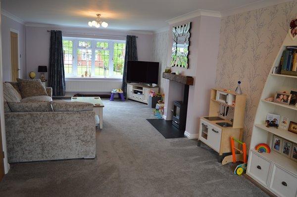 lounge & dining room