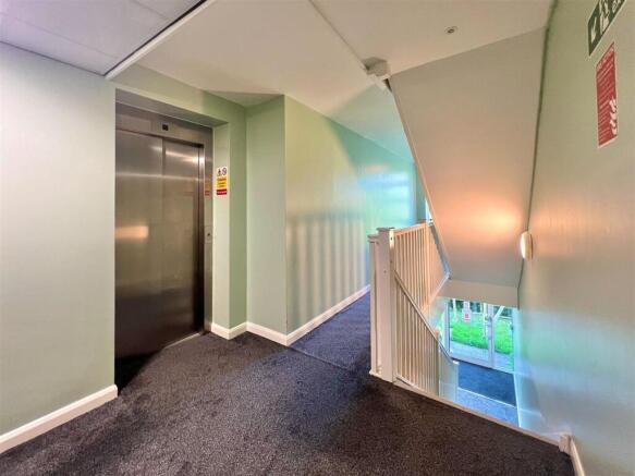 Communal Landing and Lift