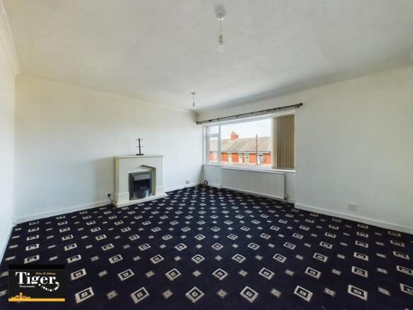 CAM03440G0-PR0121...