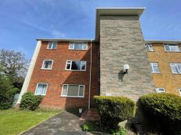 20, Redhill Court, Portswood Drive, Bournemouth BH10 7DQ
