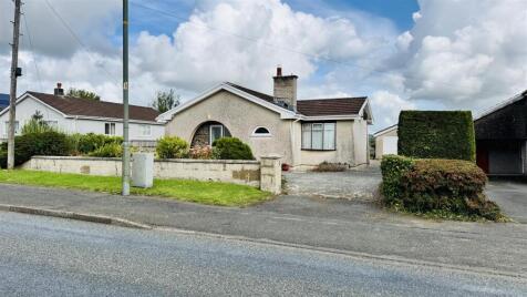 Llandissilio, Clynderwen