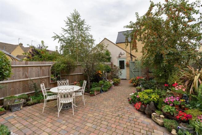 Garden1.jpg