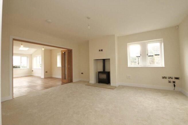 4 bed Detached for sale Image 12