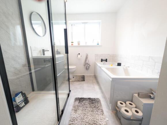 Upstairs bathroom
