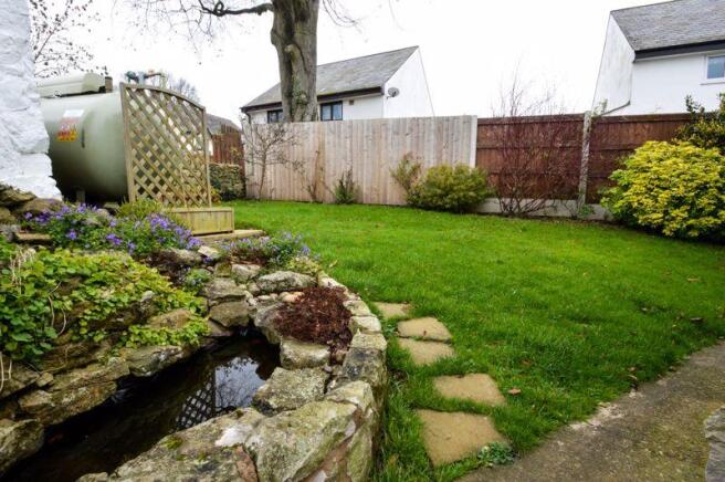 GARDEN POND