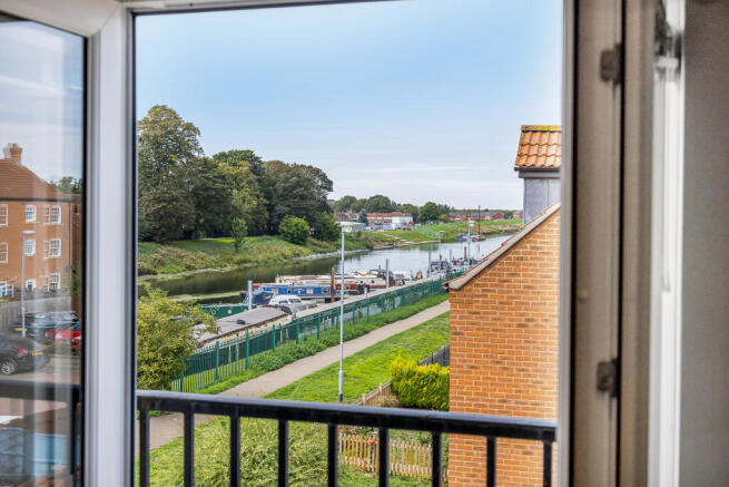 Riverside, Boston, Lincolnshire PE21 9DX photo 3
