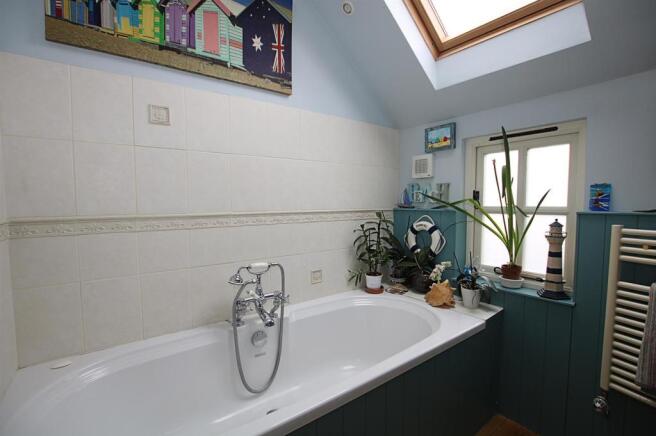 Bath2.jpg