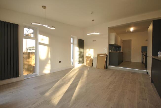 Kitchen/Lounge
