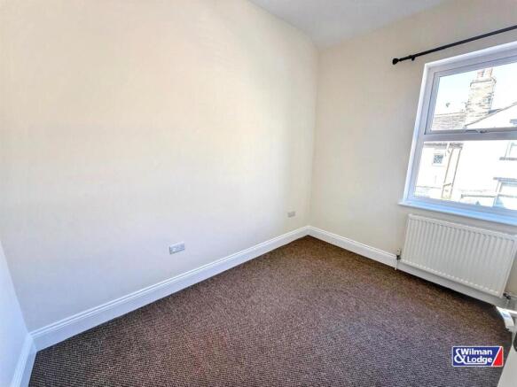 2 bed Terraced for sale Image 9
