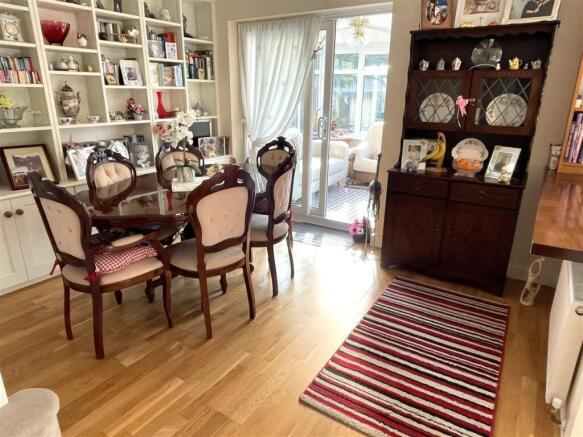 Dining Room.JPG