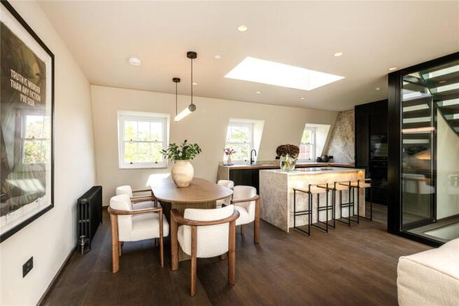 Dining/Kitchen