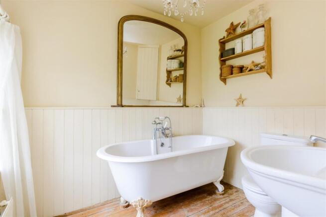 8304455-interior07.jpg