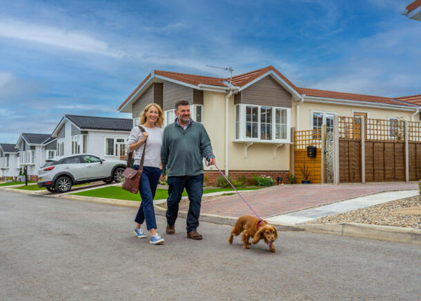 2 bed Park Home for sale Image 9