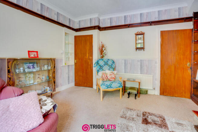 3 bed Semi-Detached for sale Image 9