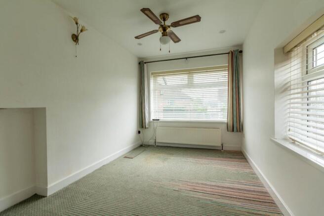 5 bed Semi-Detached for sale Image 11