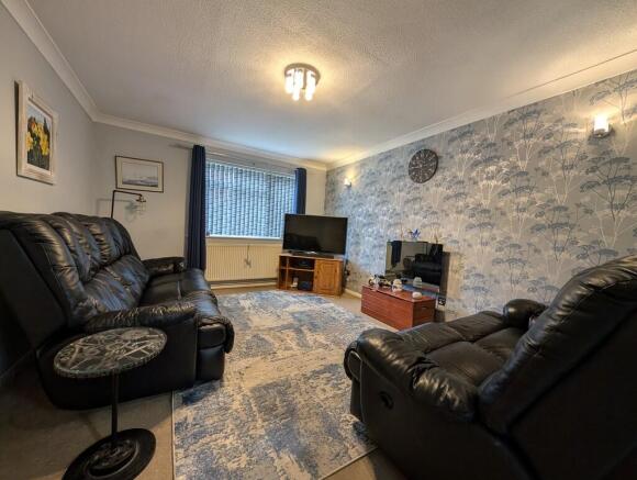 PXL_20251003_0943...