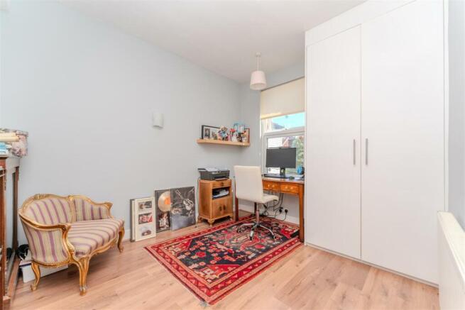 room 4.jpg