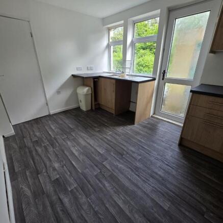Waunscil Avenue, Bridgend – pohled 5