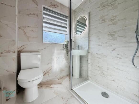 2 bed Terraced for sale Image 11