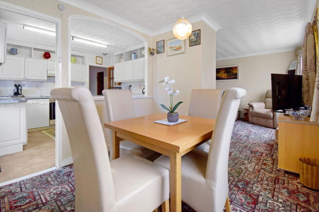 Glencroft, Euxton, Chorley, PR7 6BX photo 4