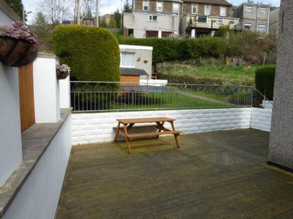 Rear Decking Area