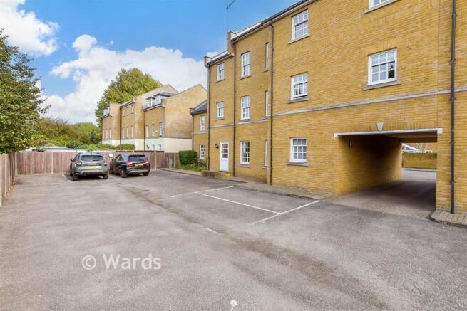 Driveway/Parking