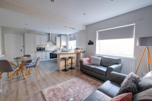 32, Queen Street, Morpeth NE65 0BZ