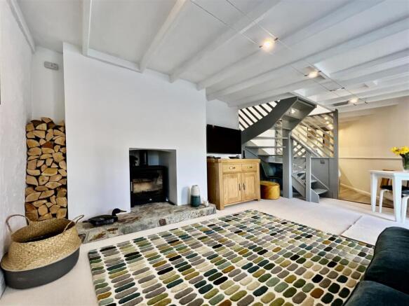 Rose Cottage - 2.jpeg