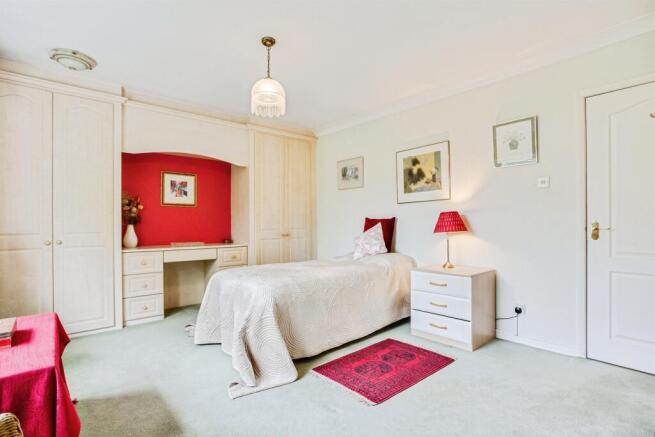 3 bed Detached Bungalow for sale Image 12