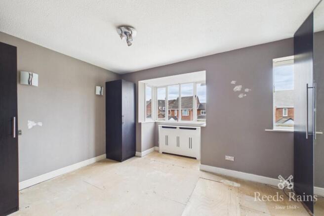 3 bed Link Detached House for sale Image 12