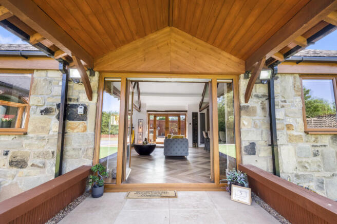 4 bed Barn Conversion for sale Image 5