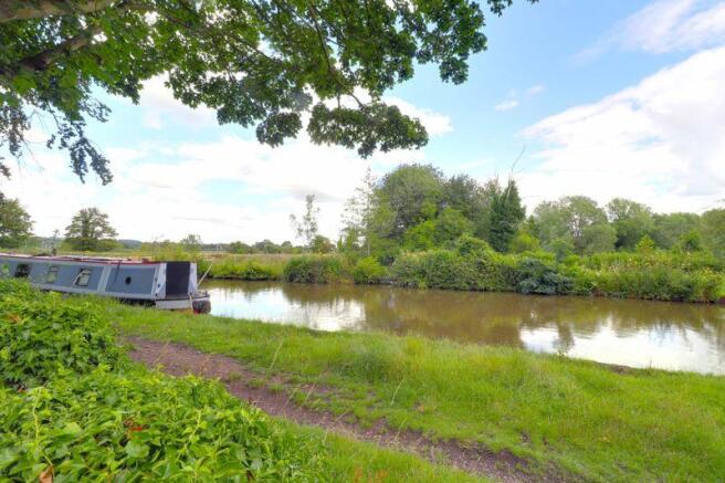 Trent & Mersey Canal Tow Path