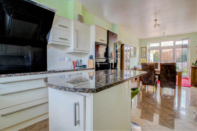 Kitchen / Diner (1)